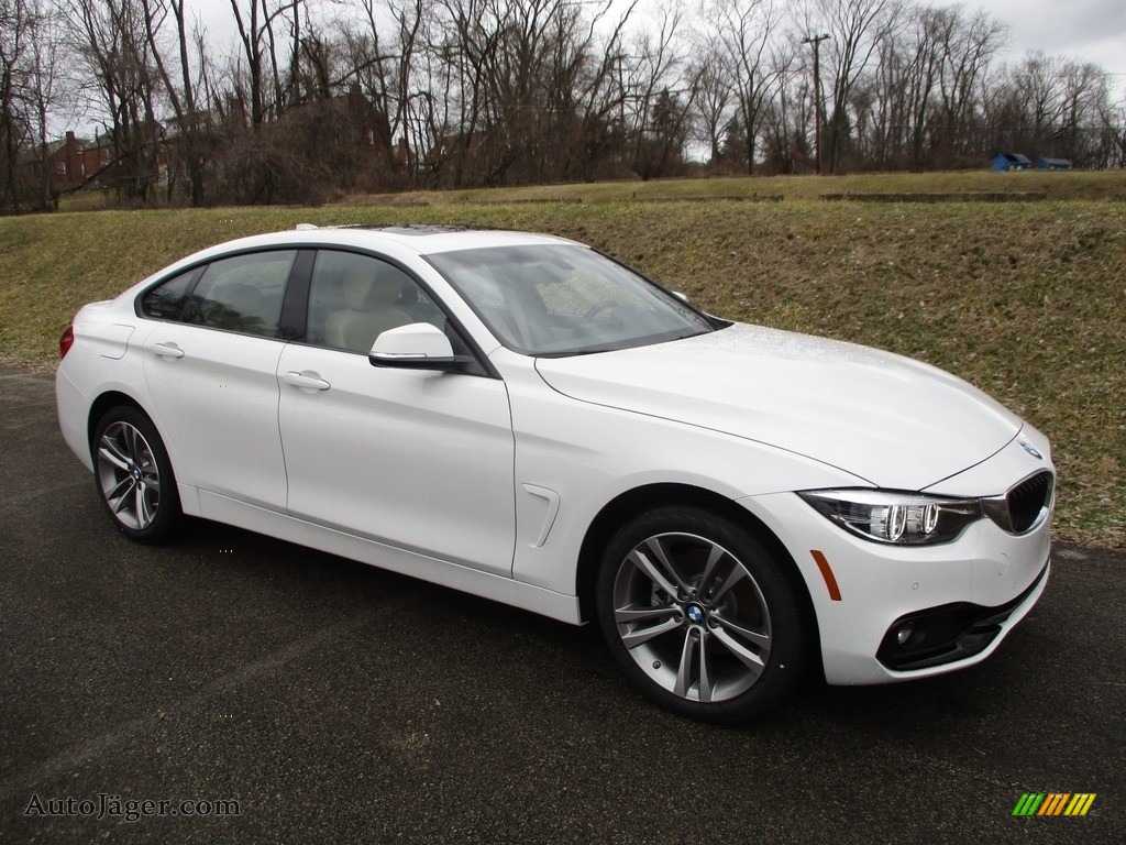 2018 4 Series 430i xDrive Gran Coupe - Alpine White / Venetian Beige/Black photo #1