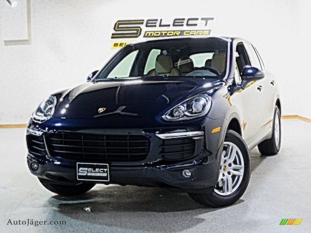 2017 Cayenne Platinum Edition - Sapphire Blue Metallic / Luxor Beige photo #1