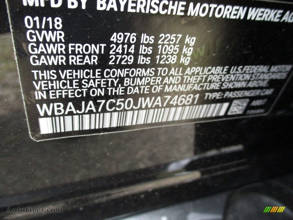 2018 5 Series 530i xDrive Sedan - Dark Graphite Metallic / Black photo #19