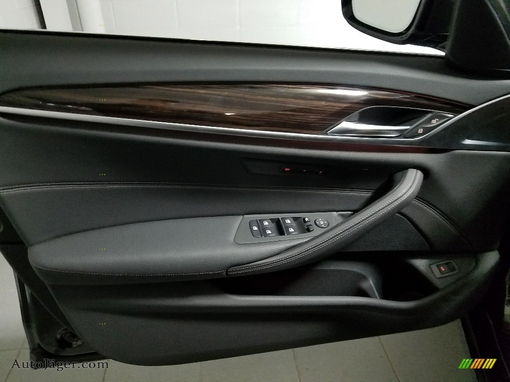 2018 5 Series 530i xDrive Sedan - Dark Graphite Metallic / Black photo #11