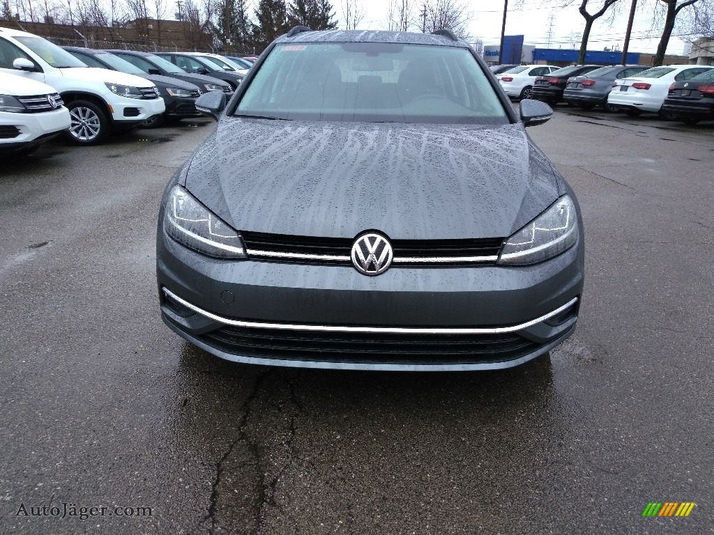 Platinum Gray Metallic / Titan Black Volkswagen Golf SportWagen S 4Motion
