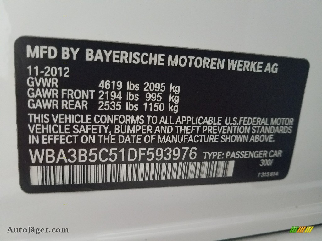 2013 3 Series 328i xDrive Sedan - Alpine White / Black photo #28