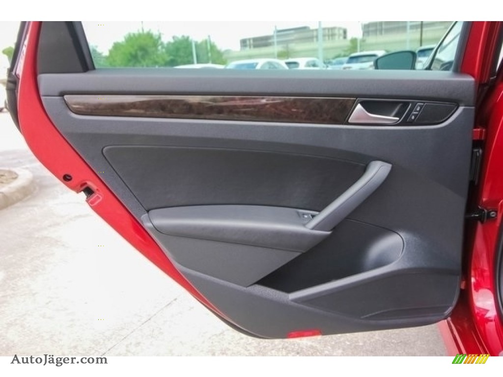 2015 Passat TDI SEL Premium Sedan - Fortana Red Metallic / Titan Black photo #20
