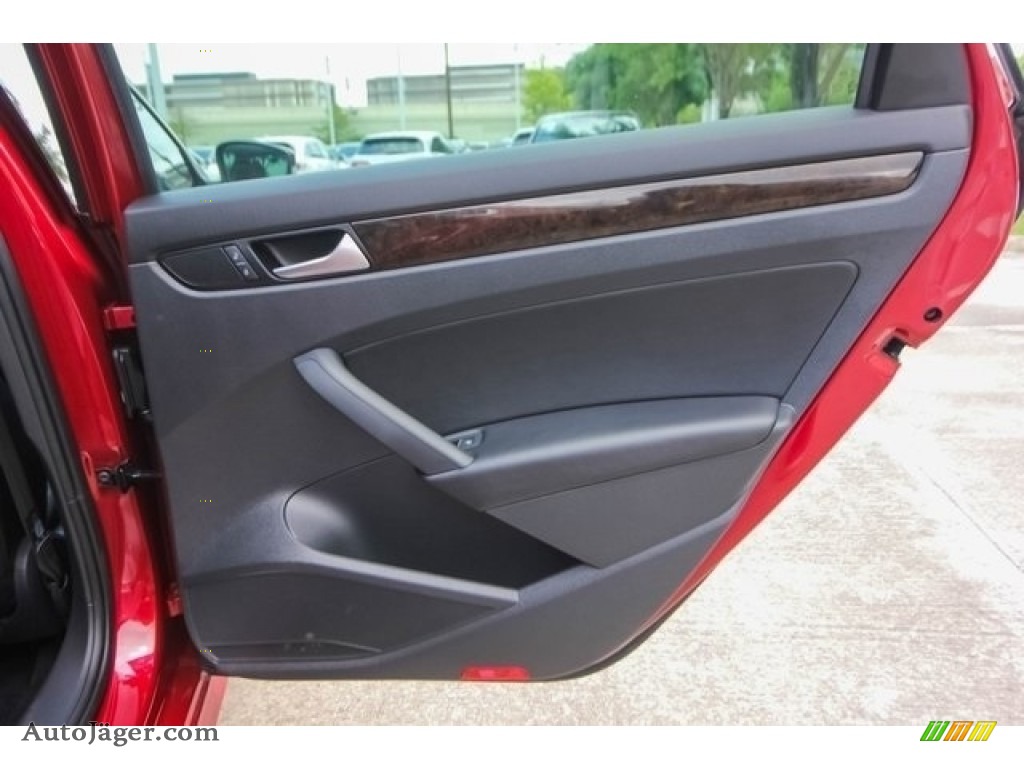 2015 Passat TDI SEL Premium Sedan - Fortana Red Metallic / Titan Black photo #23