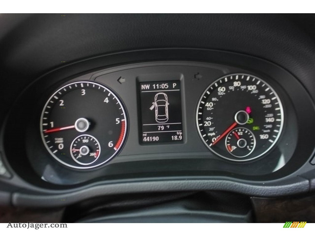 2015 Passat TDI SEL Premium Sedan - Fortana Red Metallic / Titan Black photo #42