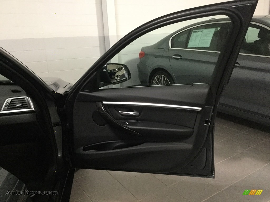 2018 3 Series 330i xDrive Sedan - Mineral Grey Metallic / Black photo #15