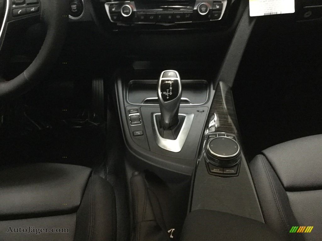 2018 3 Series 330i xDrive Sedan - Mediterranean Blue Metallic / Black photo #26