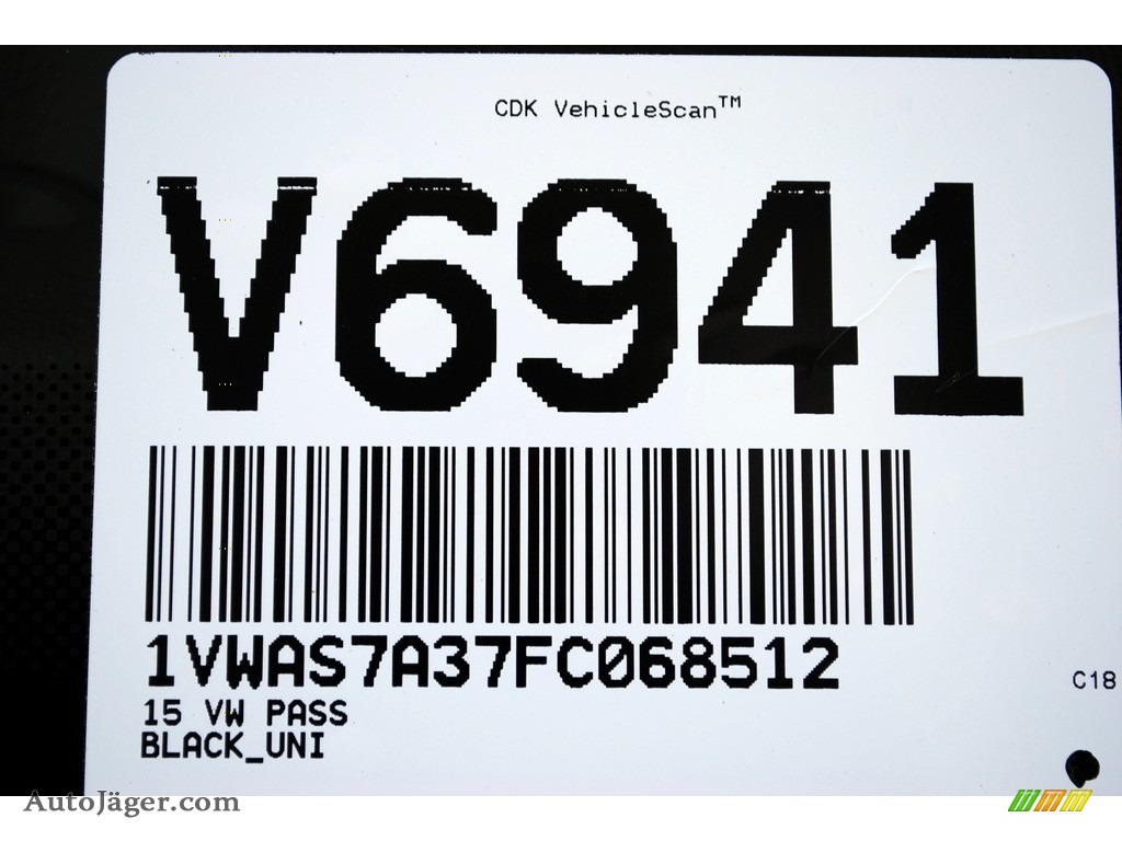 2015 Passat Wolfsburg Edition Sedan - Black / Titan Black photo #20