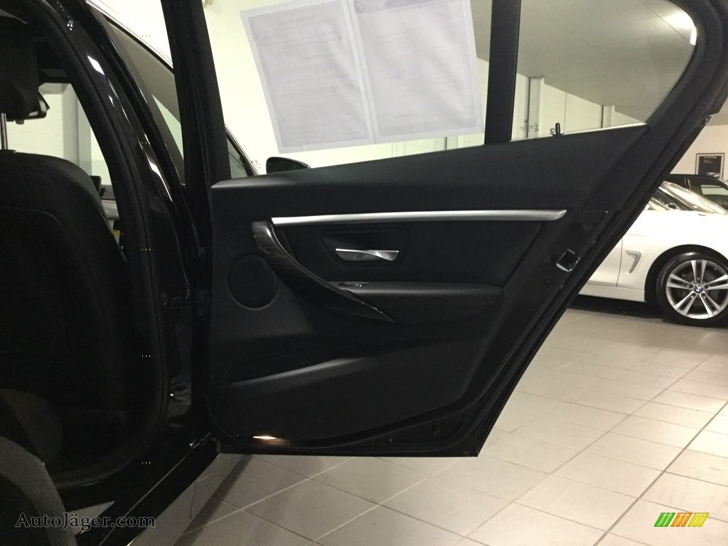 2018 3 Series 330i xDrive Sedan - Jet Black / Black photo #18