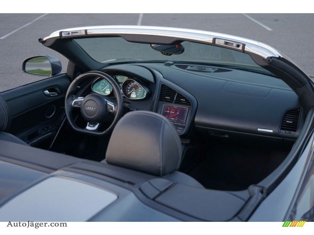 2011 R8 Spyder 5.2 FSI quattro - Daytona Grey Pearl Effect / Black Fine Nappa Leather photo #23