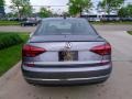 Volkswagen Passat SE Platinum Gray Metallic photo #5