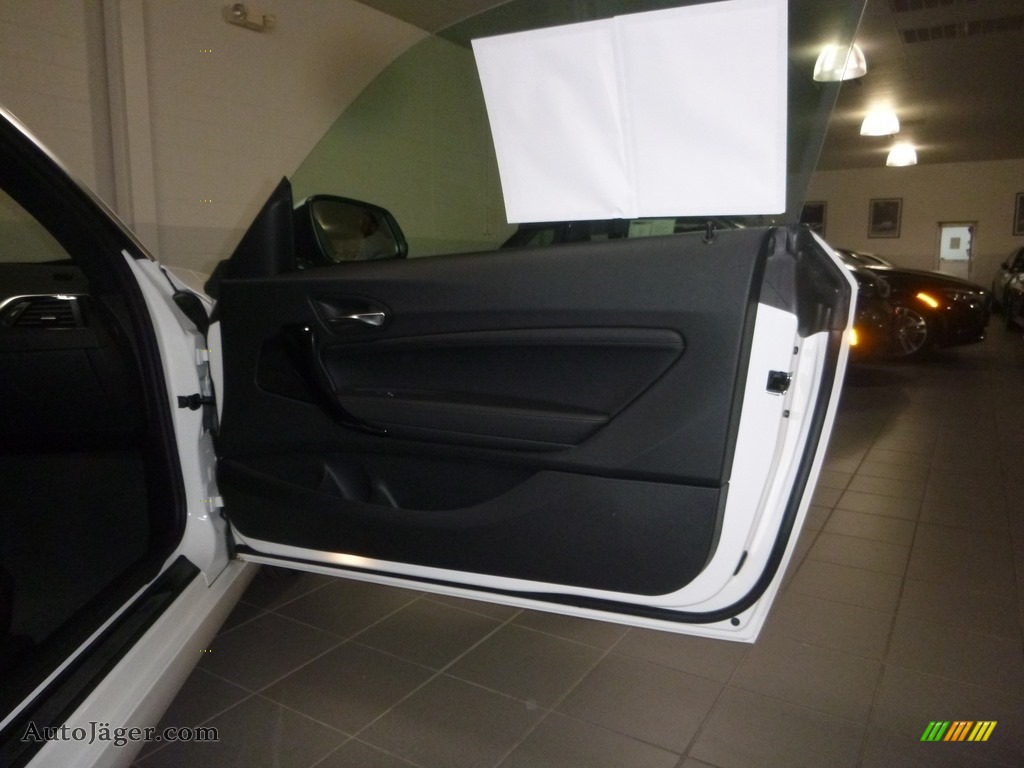 2018 2 Series 230i xDrive Convertible - Alpine White / Black photo #15