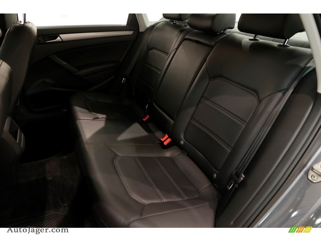 2015 Passat S Sedan - Platinum Gray Metallic / Titan Black photo #17