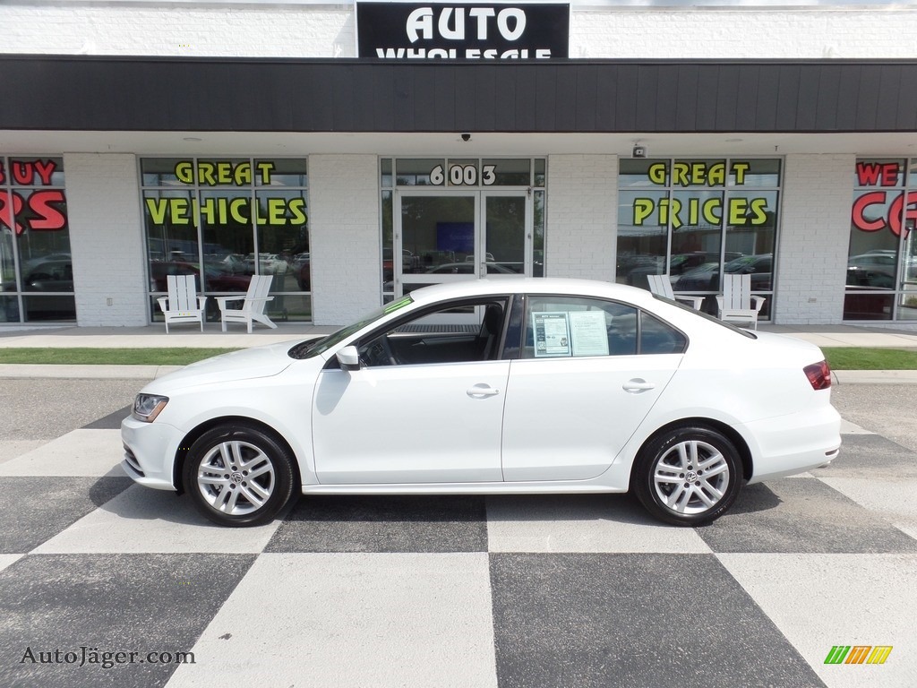 Pure White / Black/Palladium Gray Volkswagen Jetta S