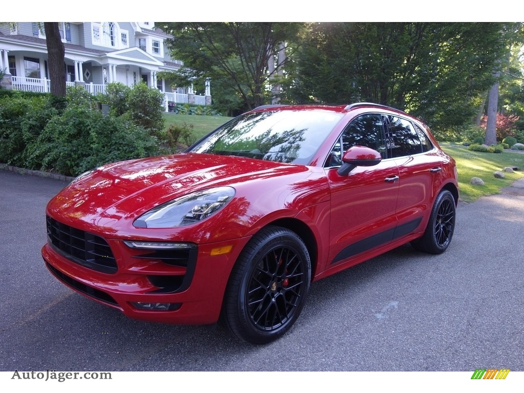 Carmine Red / Black Porsche Macan GTS Carmine Red / Black Porsche Macan GTS