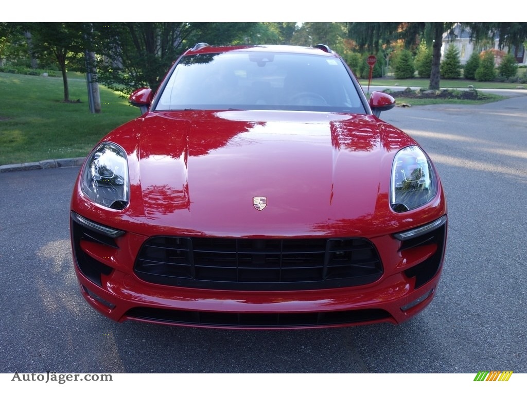 2018 Macan GTS - Carmine Red / Black photo #2 2018 Macan GTS - Carmine Red / Black photo #2