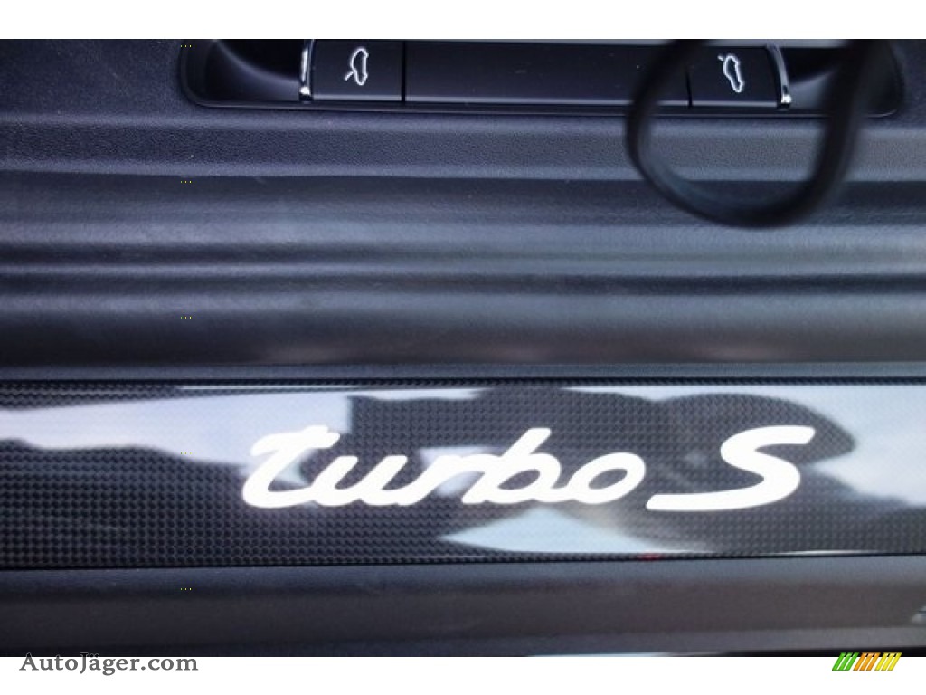 2018 911 Turbo S Coupe - Black / Black photo #22