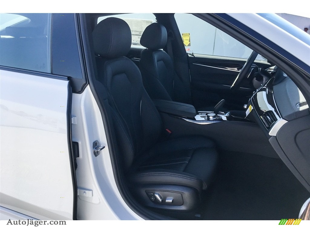 2018 6 Series 640i xDrive Gran Turismo - Alpine White / Black photo #2