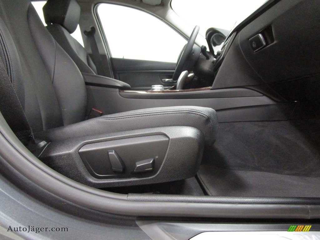 2015 3 Series 328i xDrive Sedan - Mineral Grey Metallic / Black photo #17