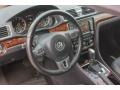 Volkswagen Passat 2.5L SEL Platinum Gray Metallic photo #39