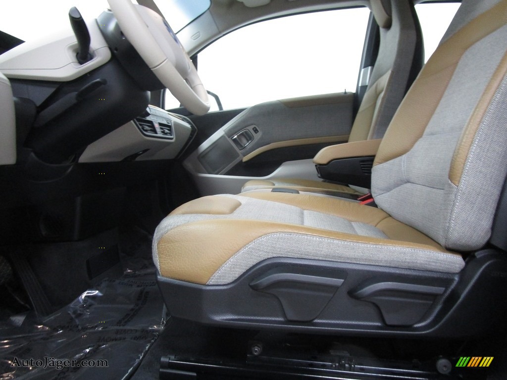 2016 i3 with Range Extender - Capparis White / Giga Cassia Natural Leather/Carum Spice Grey Wool Cloth photo #11