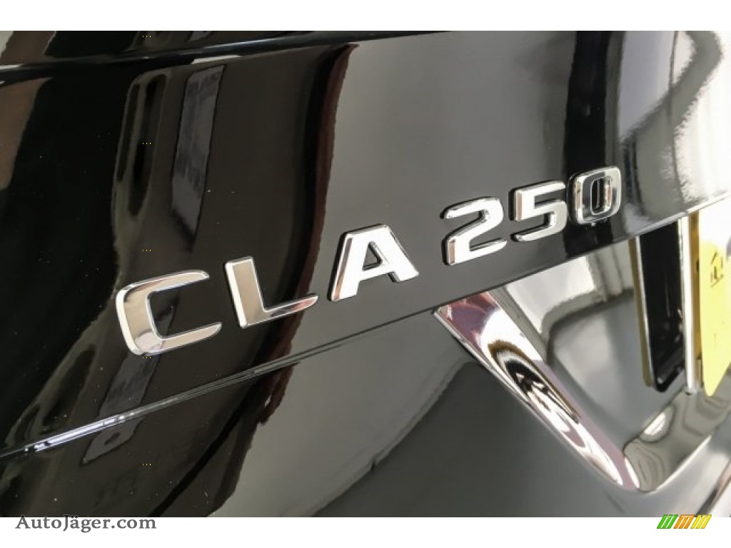 2017 CLA 250 Coupe - Night Black / Black photo #7