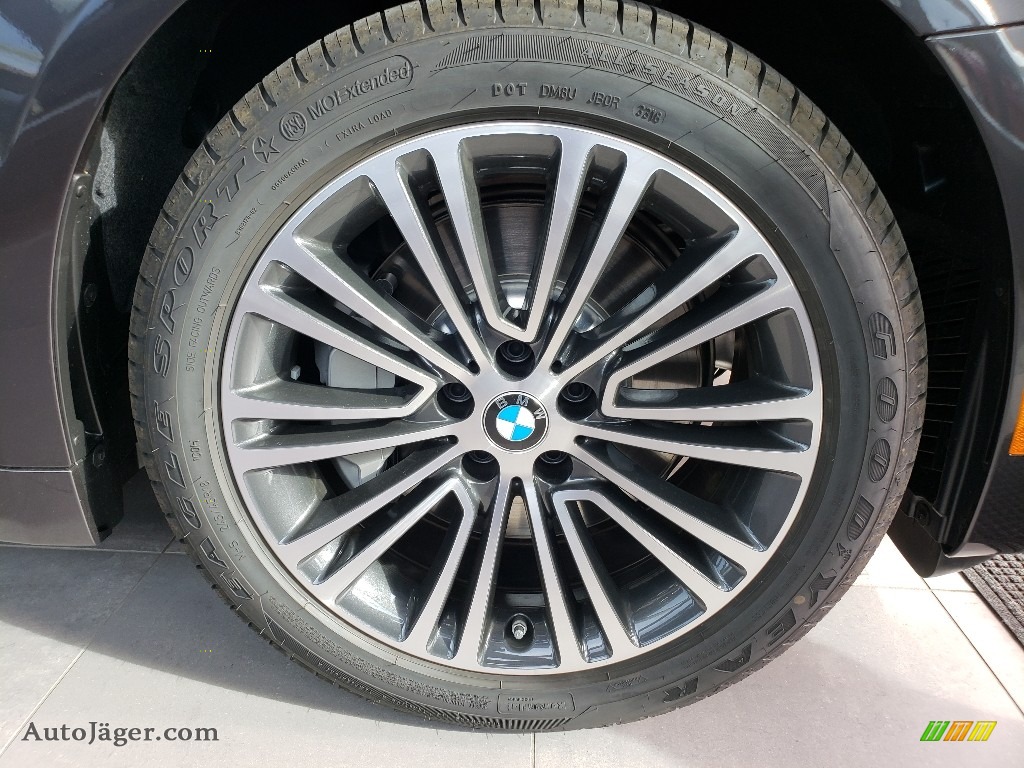 2019 5 Series 530i xDrive Sedan - Dark Graphite Metallic / Black photo #5