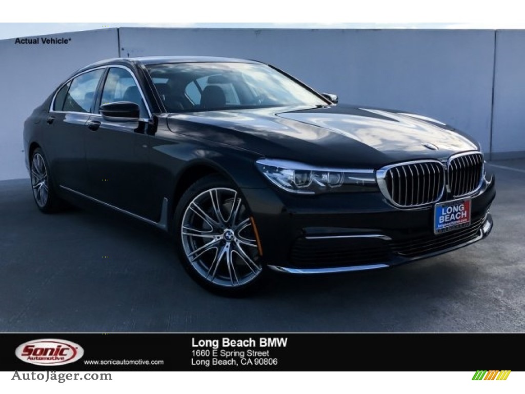 Jet Black / Black BMW 7 Series 740i Sedan