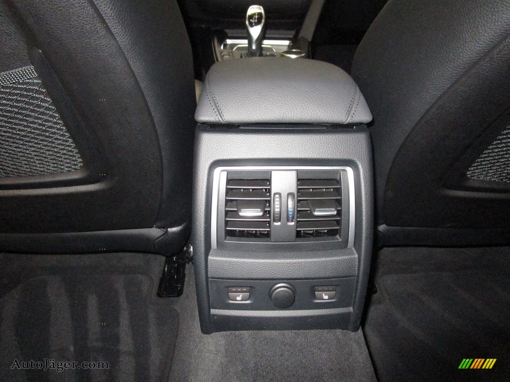 2018 3 Series 330i xDrive Sedan - Mineral Grey Metallic / Black photo #19