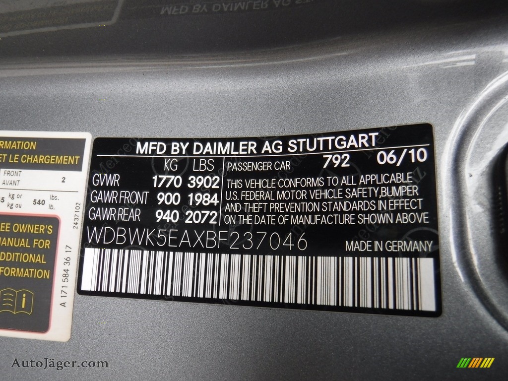 2011 SLK 300 Roadster - Palladium Silver Metallic / Black photo #34