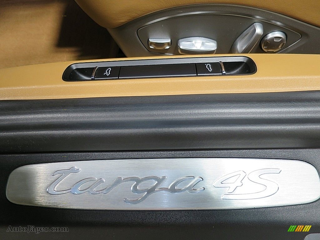 2015 911 Targa 4S - White / Espresso/Cognac Natural Leather photo #17