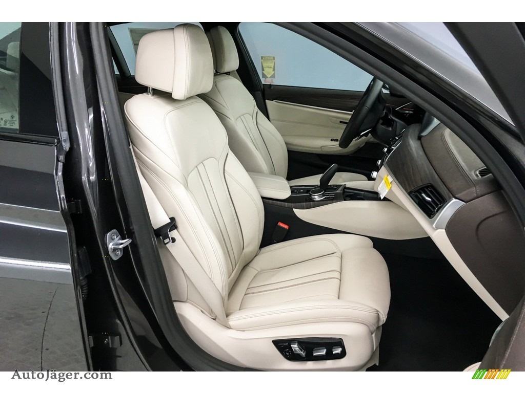 2019 5 Series M550i xDrive Sedan - Dark Graphite Metallic / Ivory White photo #5
