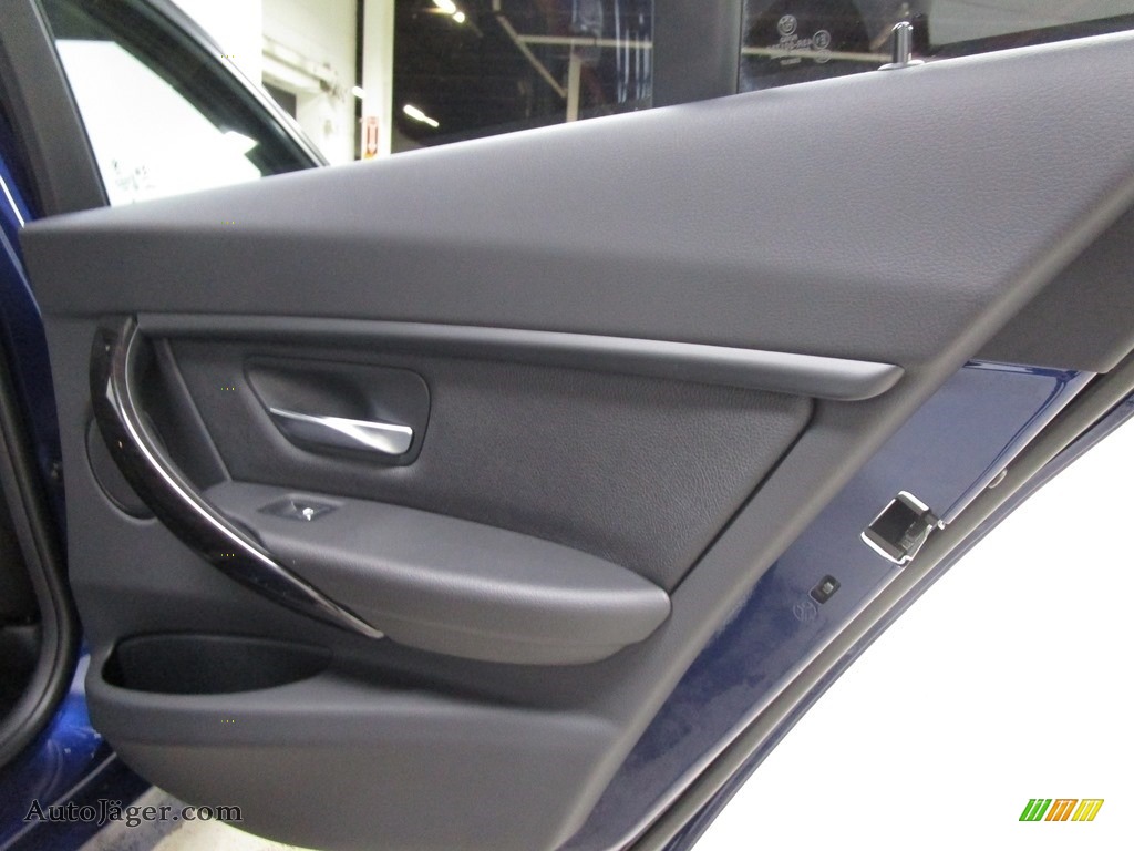 2018 3 Series 320i xDrive Sedan - Mediterranean Blue Metallic / Black photo #16
