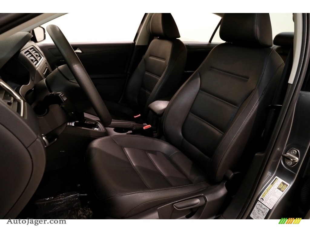 2012 Jetta SE Sedan - Platinum Gray Metallic / Titan Black photo #5