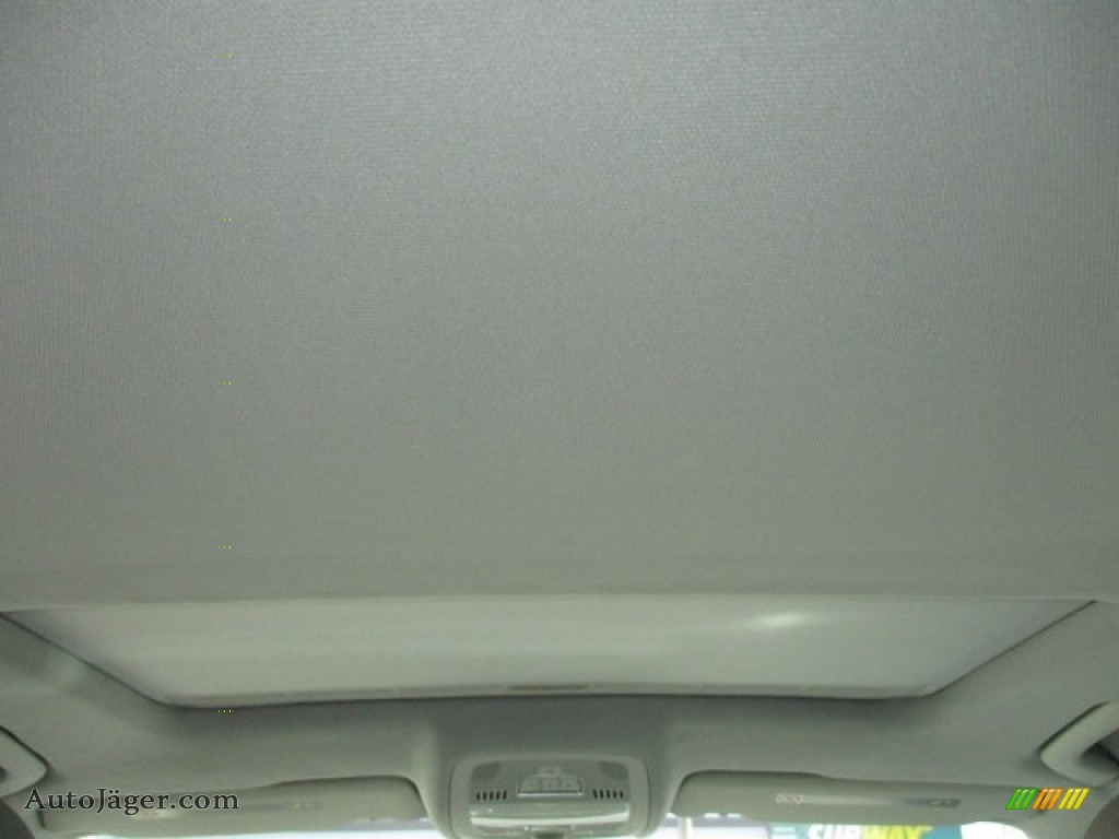 2009 A4 2.0T Premium quattro Sedan - Meteor Grey Pearl Effect / Light Grey photo #79
