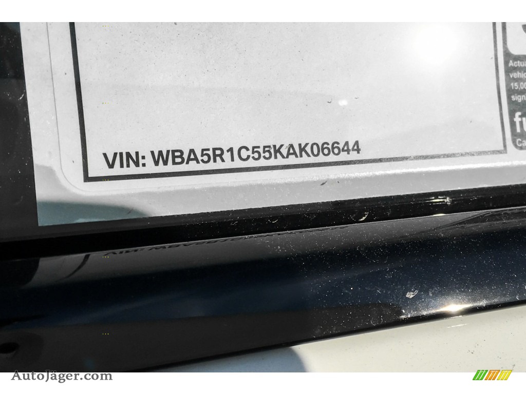 2019 3 Series 330i Sedan - Alpine White / Black photo #11