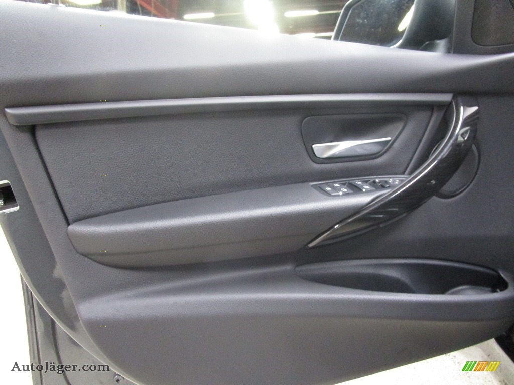 2018 3 Series 320i xDrive Sedan - Mineral Grey Metallic / Black photo #3