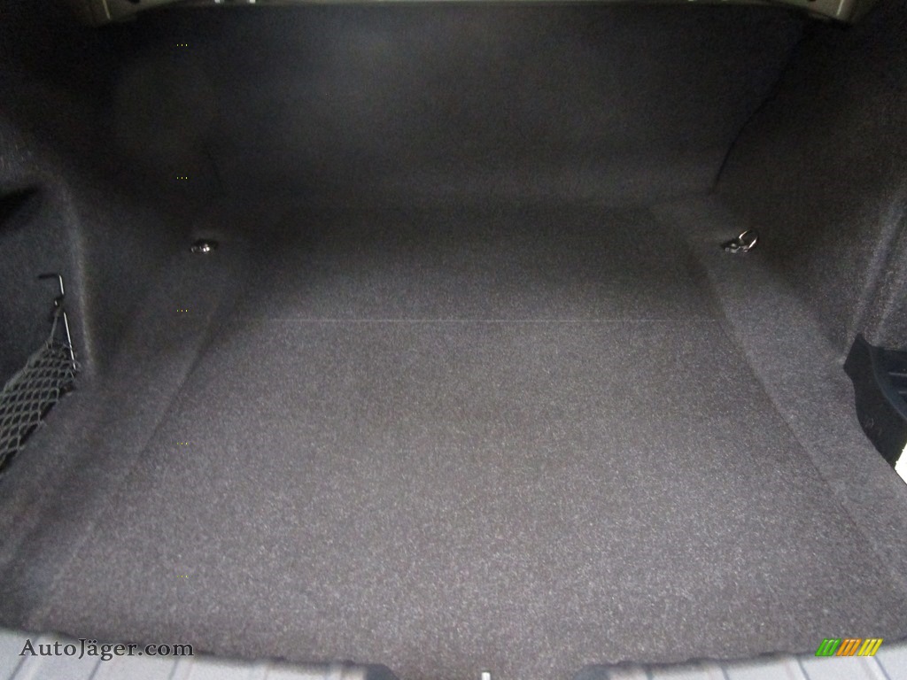 2018 3 Series 320i xDrive Sedan - Mineral Grey Metallic / Black photo #16