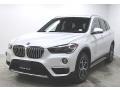 BMW X1 xDrive28i Mineral White Metallic photo #1