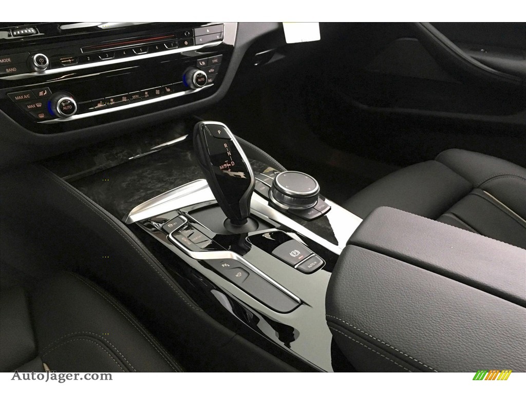 2019 5 Series M550i xDrive Sedan - Alpine White / Black photo #7