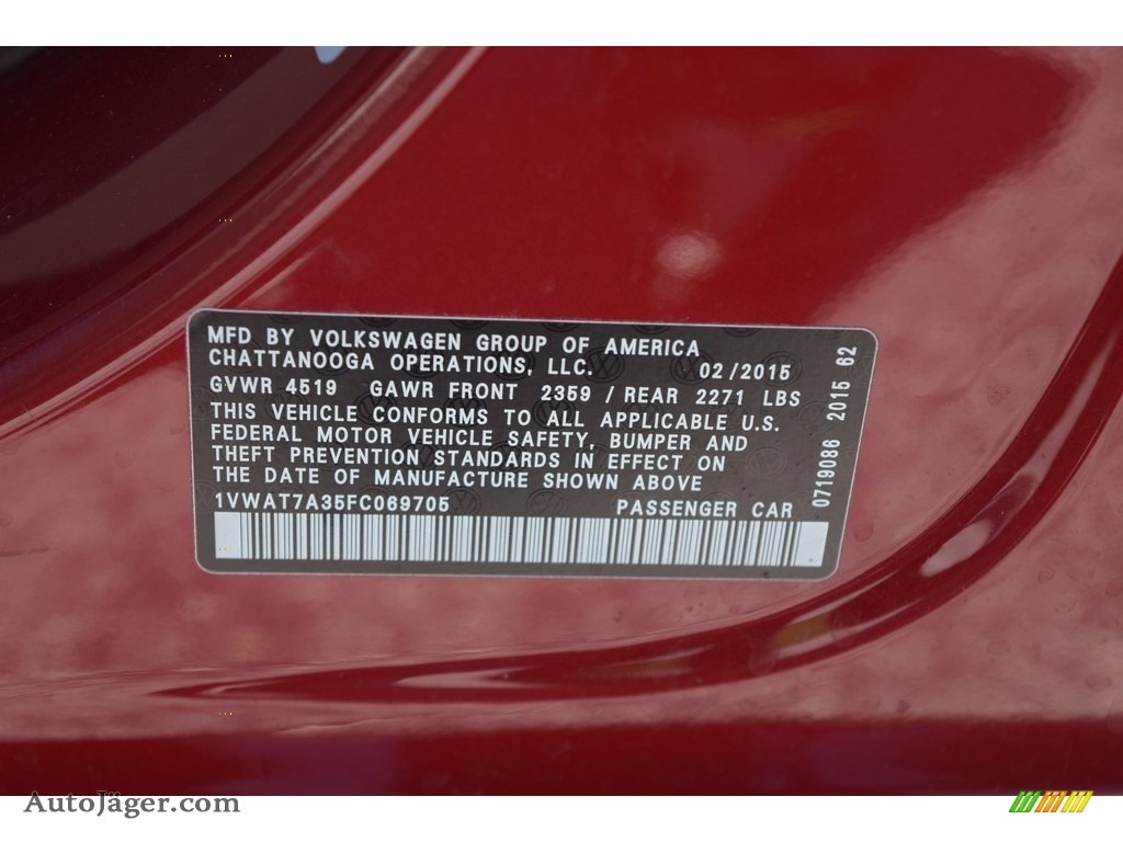 2015 Passat Wolfsburg Edition Sedan - Fortana Red Metallic / Titan Black photo #24