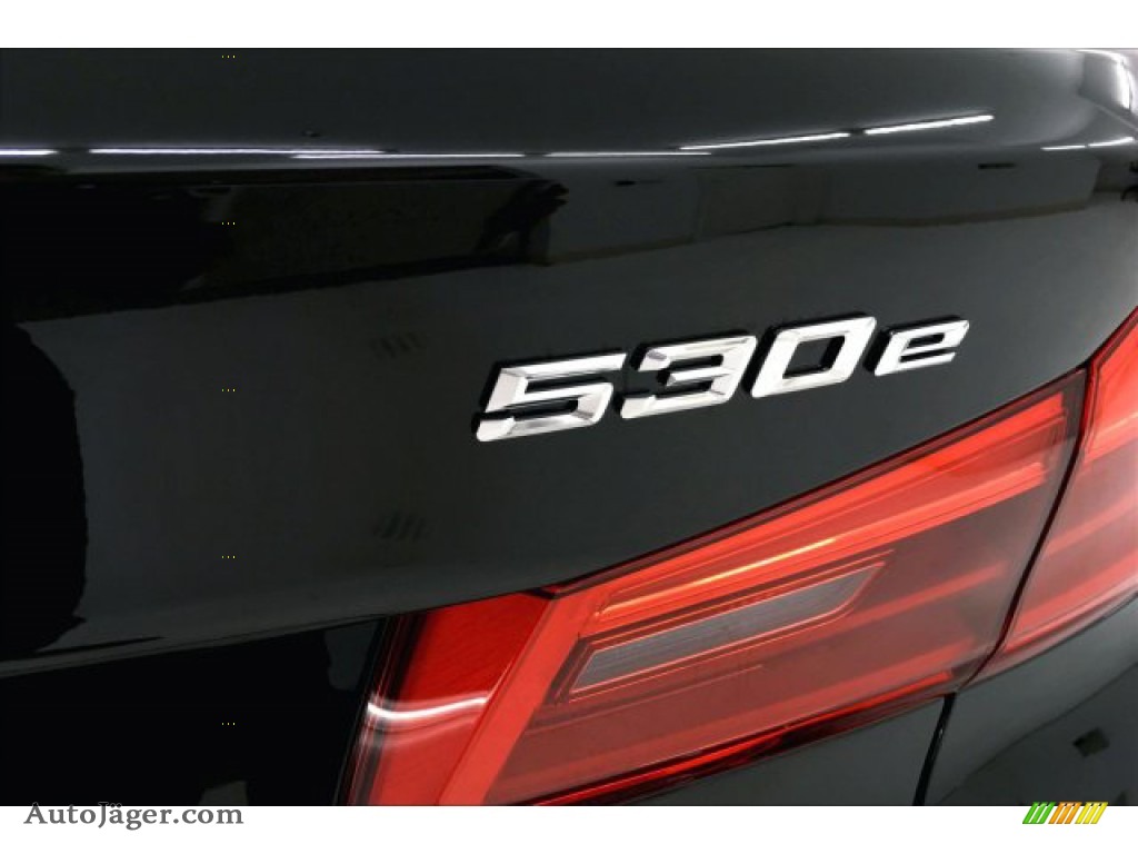 2019 5 Series 530e iPerformance Sedan - Jet Black / Black photo #7