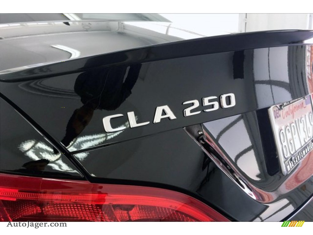 2019 CLA 250 Coupe - Night Black / Black photo #7