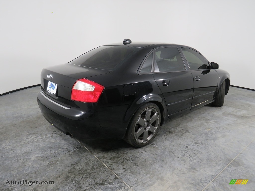 2004 A4 1.8T quattro Sedan - Brilliant Black / Ebony photo #14