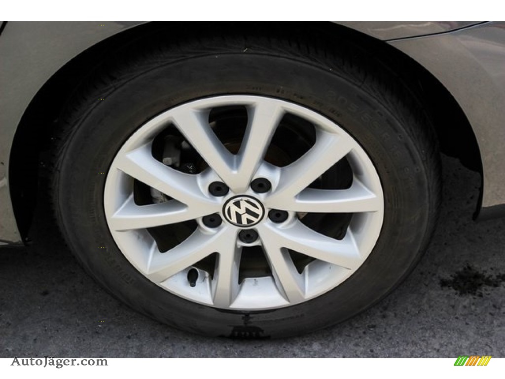 2014 Jetta SE Sedan - Platinum Gray Metallic / Titan Black photo #13