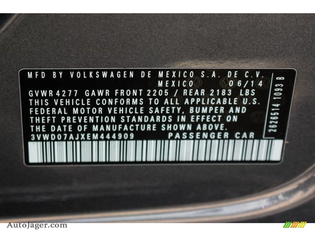 2014 Jetta SE Sedan - Platinum Gray Metallic / Titan Black photo #35