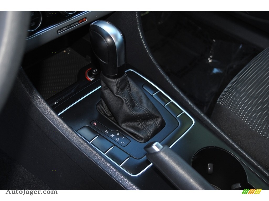 2016 Passat S Sedan - Titanium Beige / Titan Black photo #14