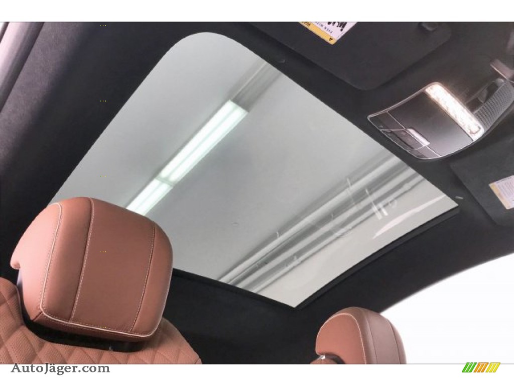2019 S 560 4Matic Coupe - designo Cashmere White (Matte) / designo Saddle Brown/Black photo #29