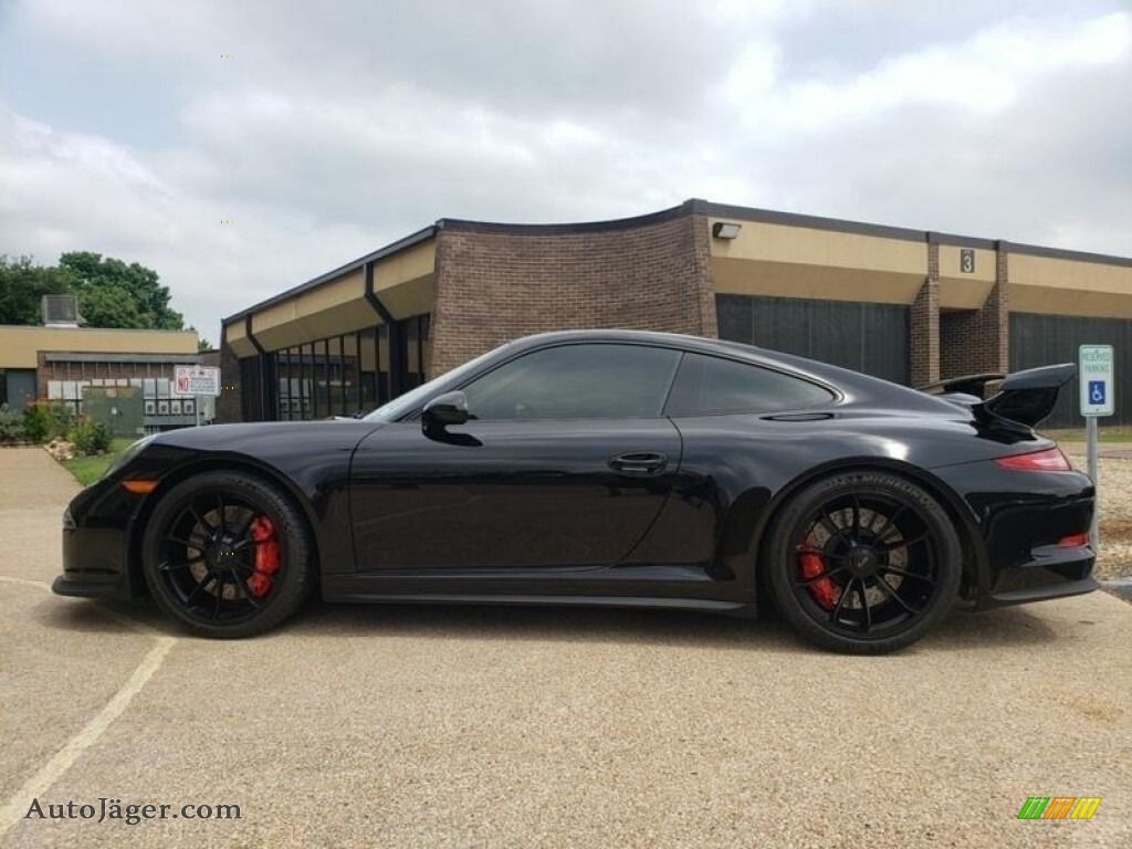 Black / Black Porsche 911 GT3