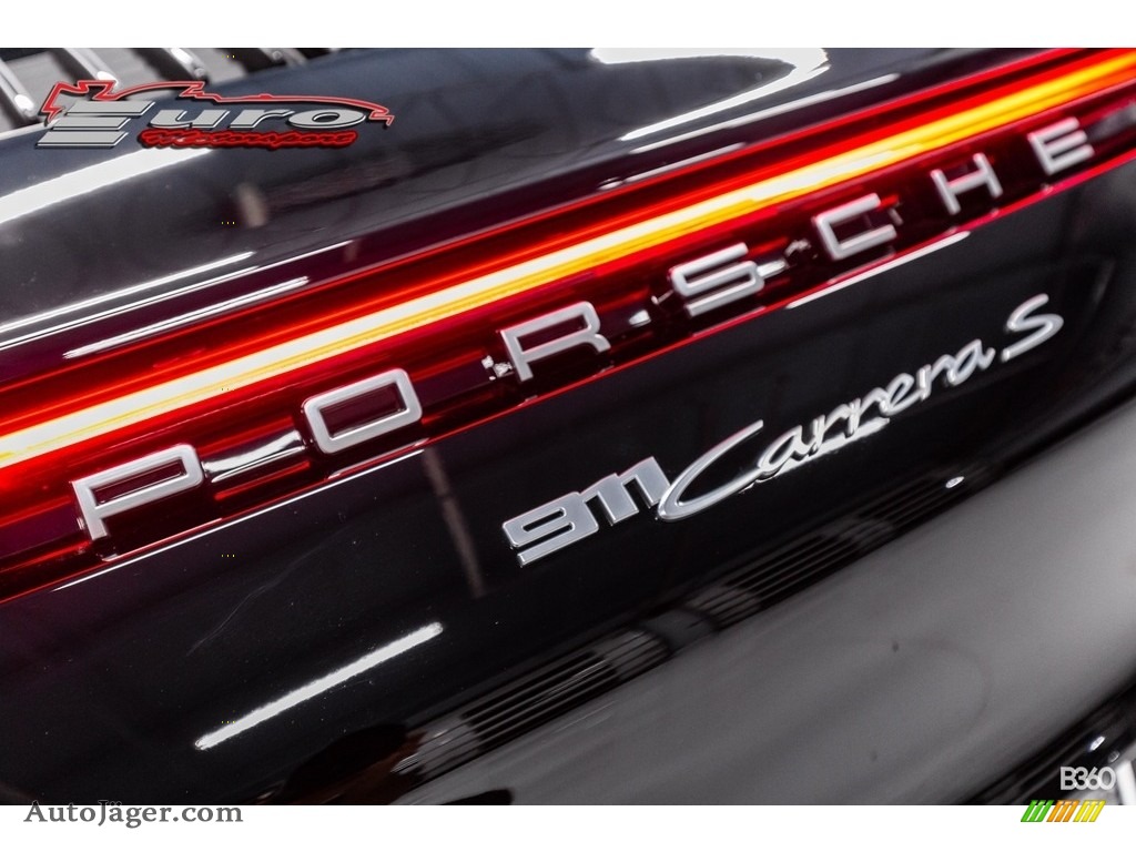 2020 911 Carrera S Cabriolet - Black / Black/Mojave Beige photo #32